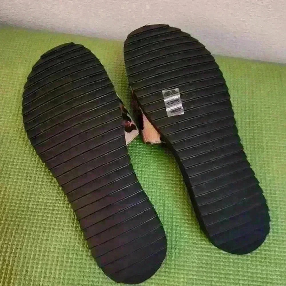 Max & Drew leopard print slides, NWOT size 8 - Picture 7 of 9